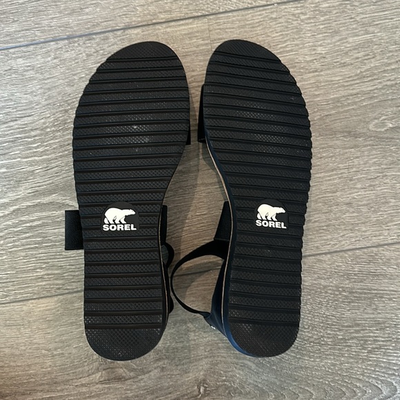 Sorel Black Sandals - Picture 4 of 5